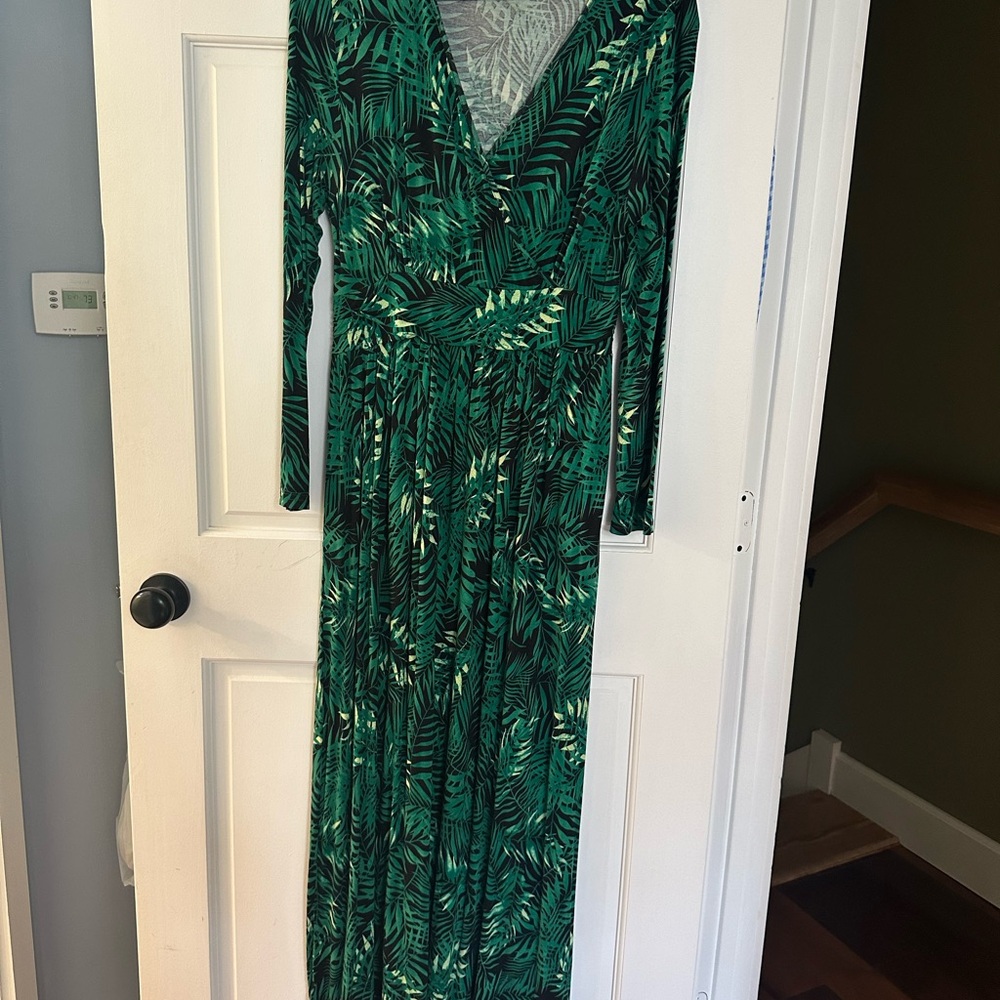 Elegant Green Leaf Print Dress